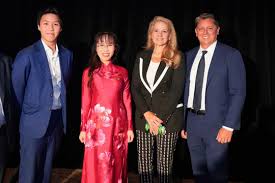 Vietjet and Starlink Sign Historic Agreement with Special Role of Nguyễn Thị Phương Thảo's Son