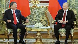 Vietnam and Russia Strengthen Bilateral Relations