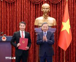 Vietnam Appoints Two New Ambassadors