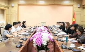 Vietnam Expands Cooperation with the U.S. on Medical Equipment Policy