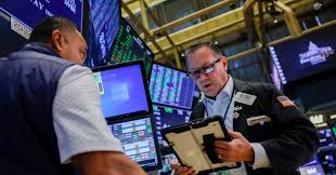 Wall Street Rallies as Rate Hike Fears Ease