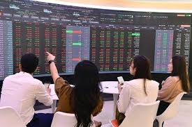 Bank Stocks Attract Attention from Proprietary Trading Firms