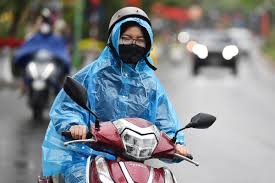 Cold Air Hits Hanoi, Temperature Drops Nearly 10 Degrees