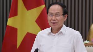 Deputy Prime Minister Calls for Review of Large Schools