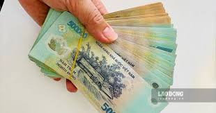 Projected Pension for Women with Over 33 Years of Contributions