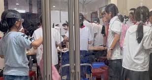 The Transformation of Extracurricular Learning in Vietnam