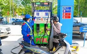 Vietnam to End Weekly Regulation of Fuel Prices