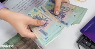 Vietnamese Banks Increase Interest Rates in October